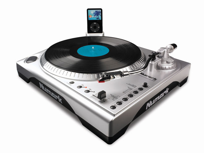 Numark TTi deck offers direct-to-iPod recording